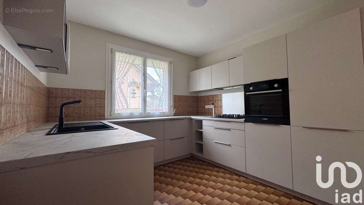 Photo 5 - Maison à MAIZIERES-LA-GRANDE-PAROISSE