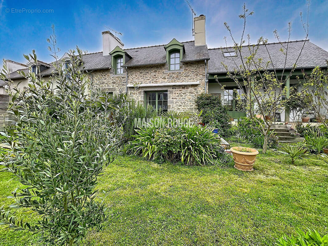 Maison à DOL-DE-BRETAGNE