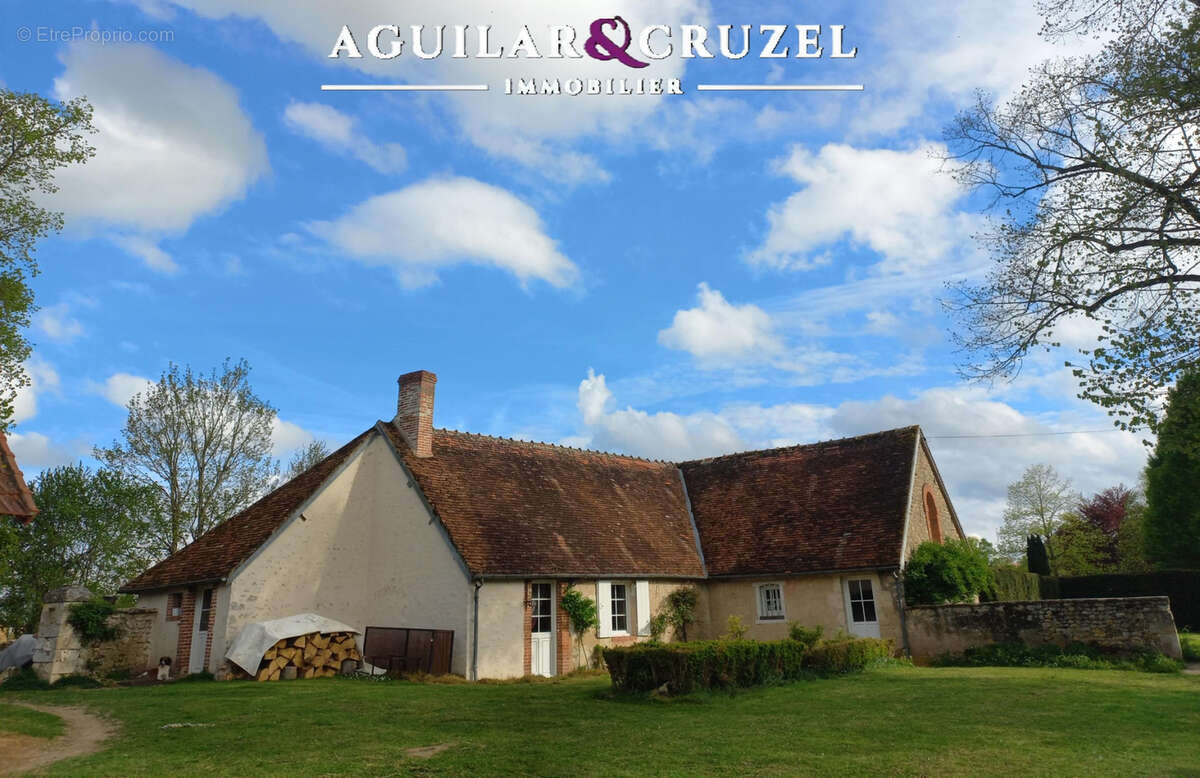 Maison à SAINTE-THORETTE