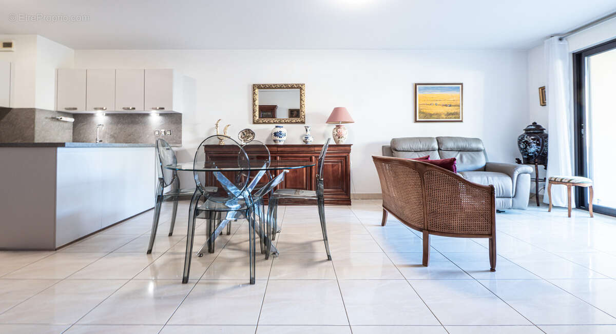 Appartement à HYERES