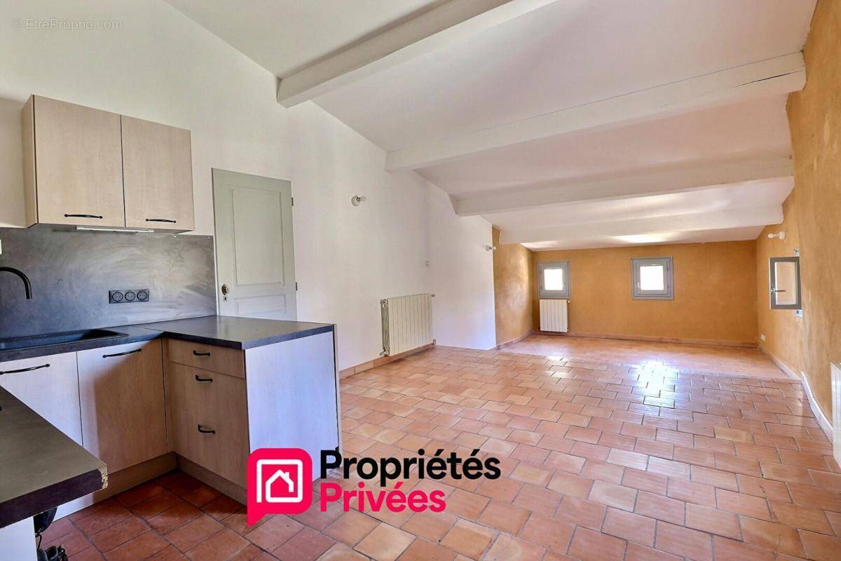 Appartement à UZES
