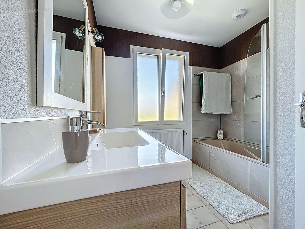 Maison à ANNEVILLE-SUR-MER