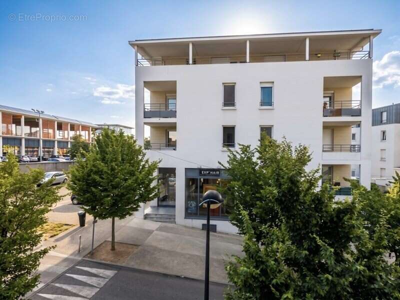 Appartement à L'ISLE-D'ABEAU