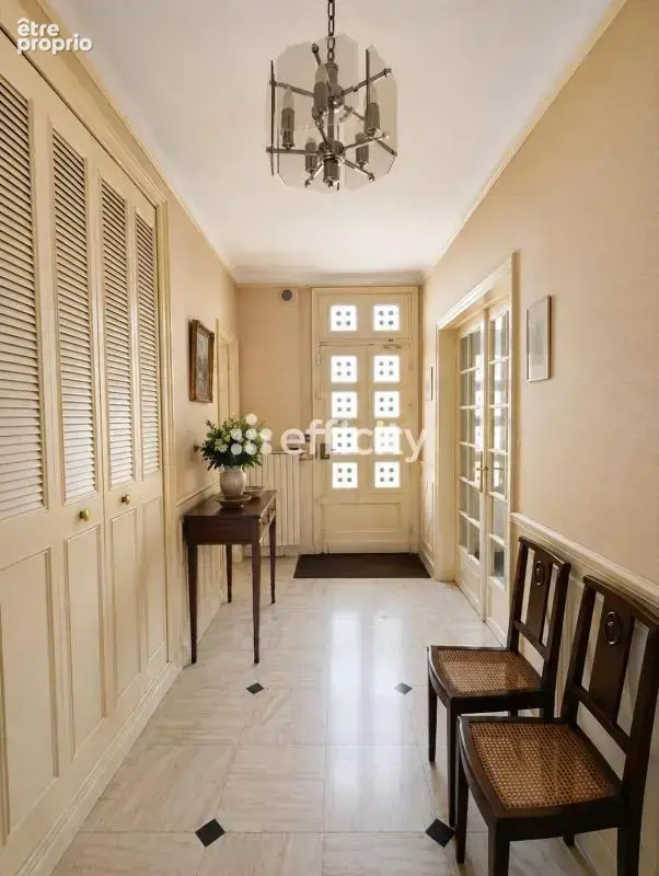 Maison 278 m² à Noisy-Le-Grand  - photo 5