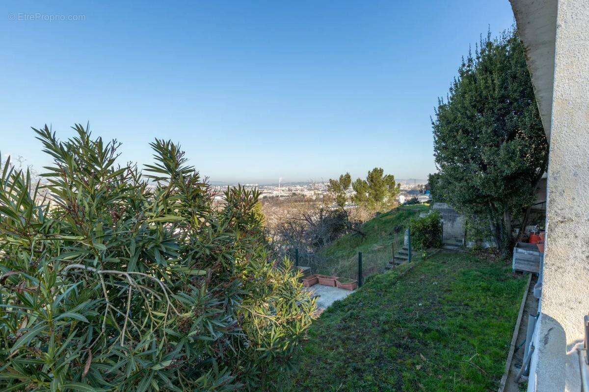 Appartement à FEYZIN