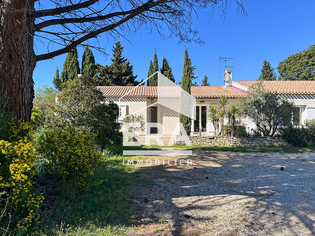 Maison à LES ANGLES