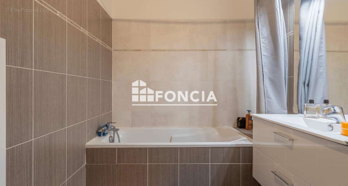 Appartement à MARSEILLE-10E