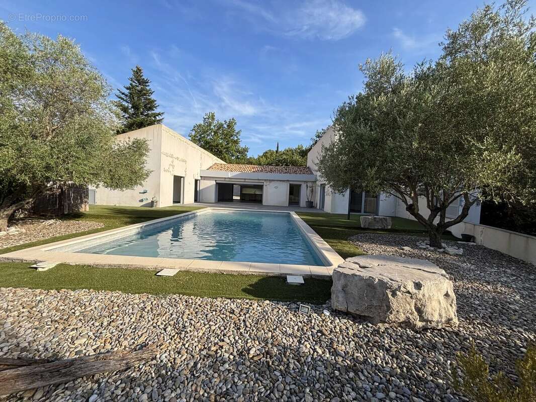 Maison à FIGANIERES