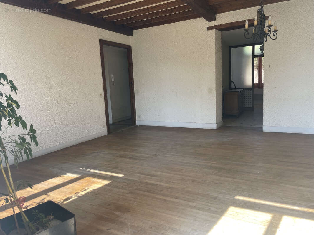 Rare, saint-etienne appartement en  rez de jardin  avec 300 m2 d'exterieur - photo 27