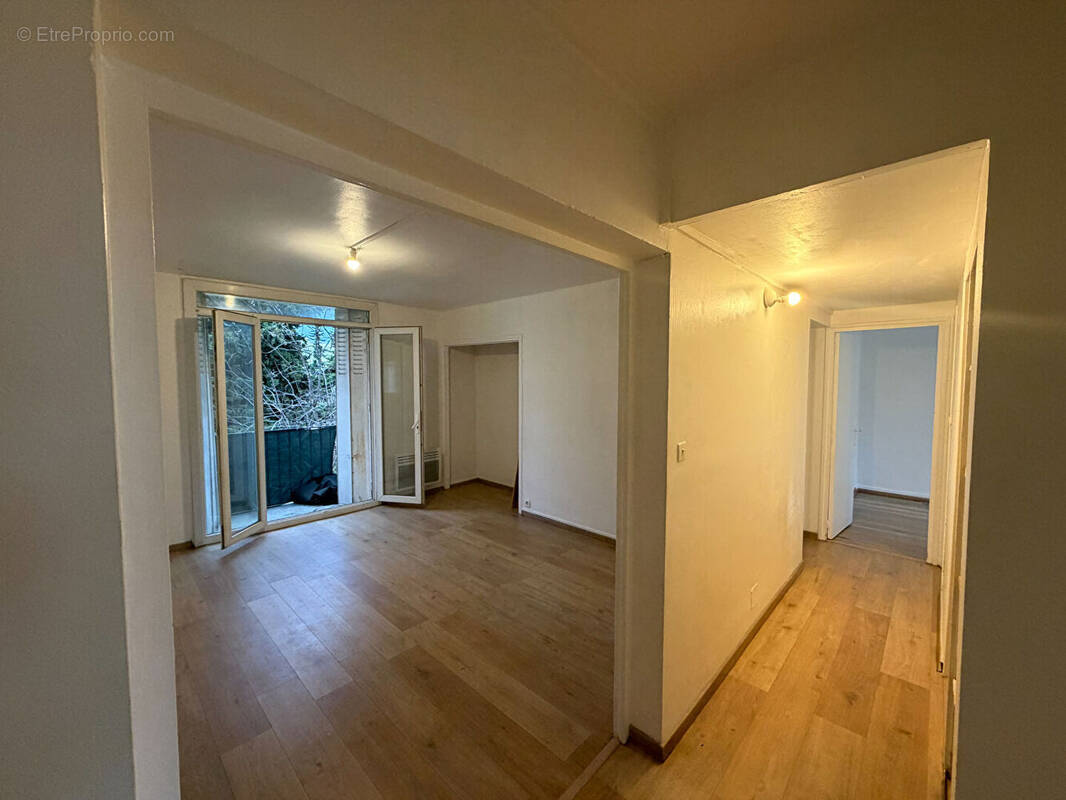 Appartement à CASTELNAU-LE-LEZ