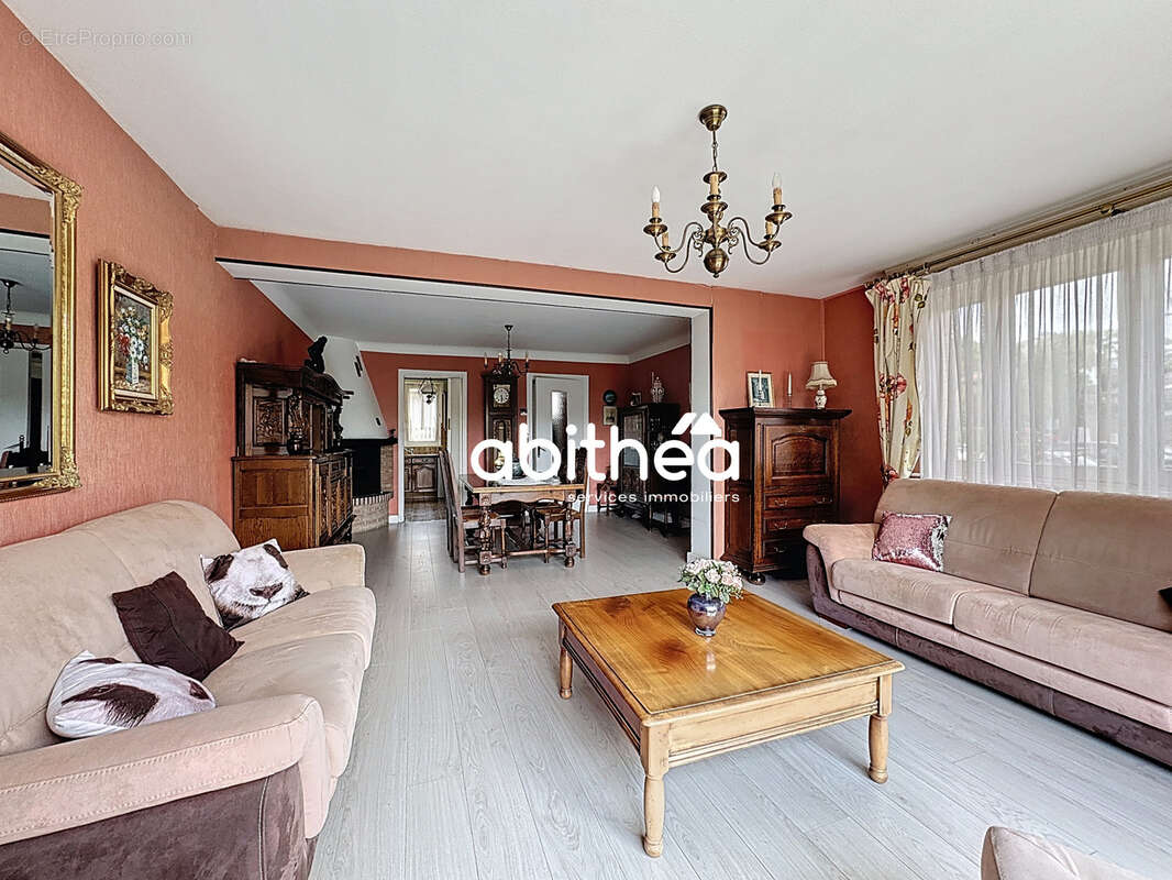 Maison à SAINTE-CATHERINE