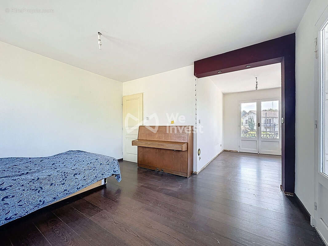 Maison à BEAUREPAIRE