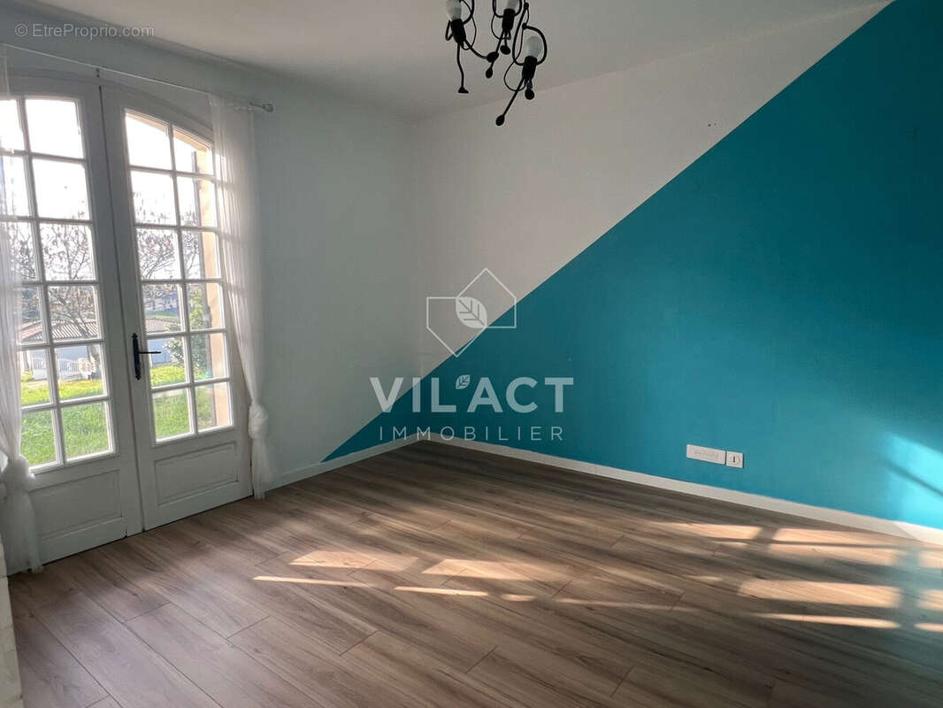 Maison à SAINTE-COLOMBE