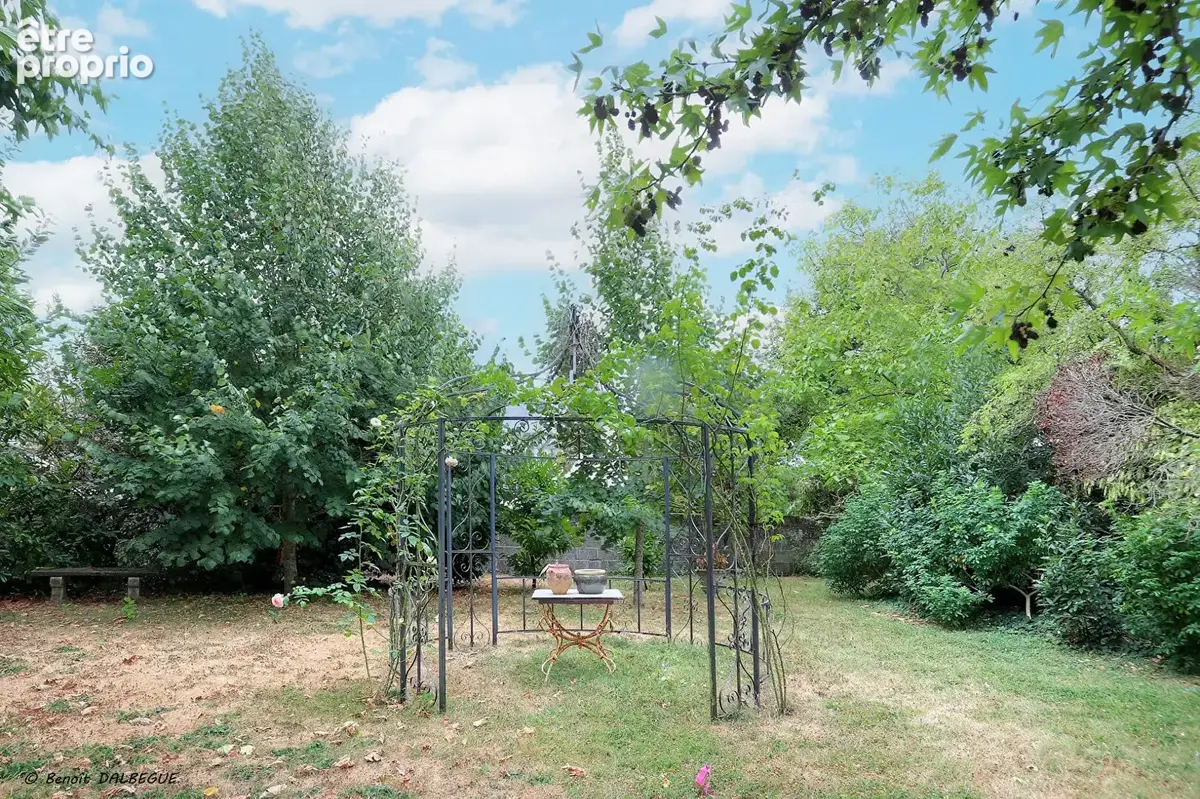Exclusivité, Nouveauté - Bourg de MELESSE - Maison 202m² avec grand jardin - photo 9