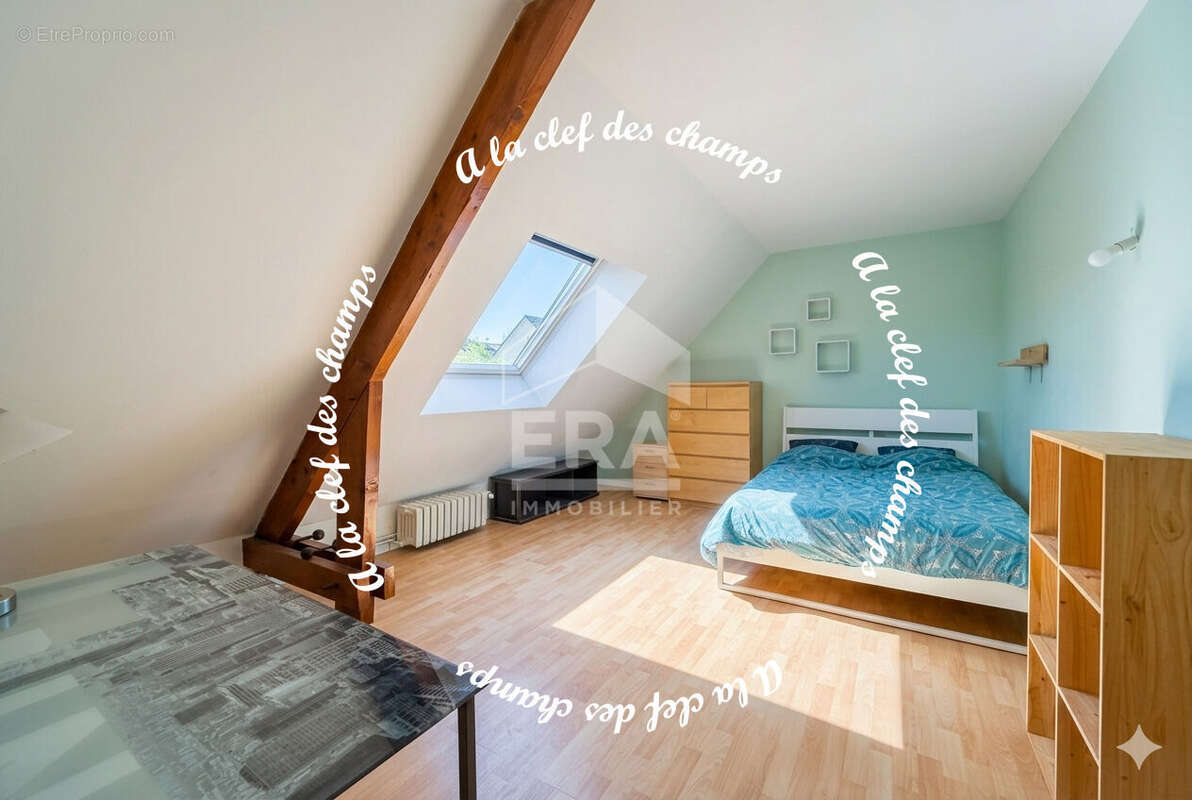 Maison à SAINT-REMY-LES-CHEVREUSE