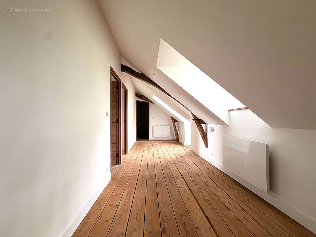 Maison à LA FEUILLIE