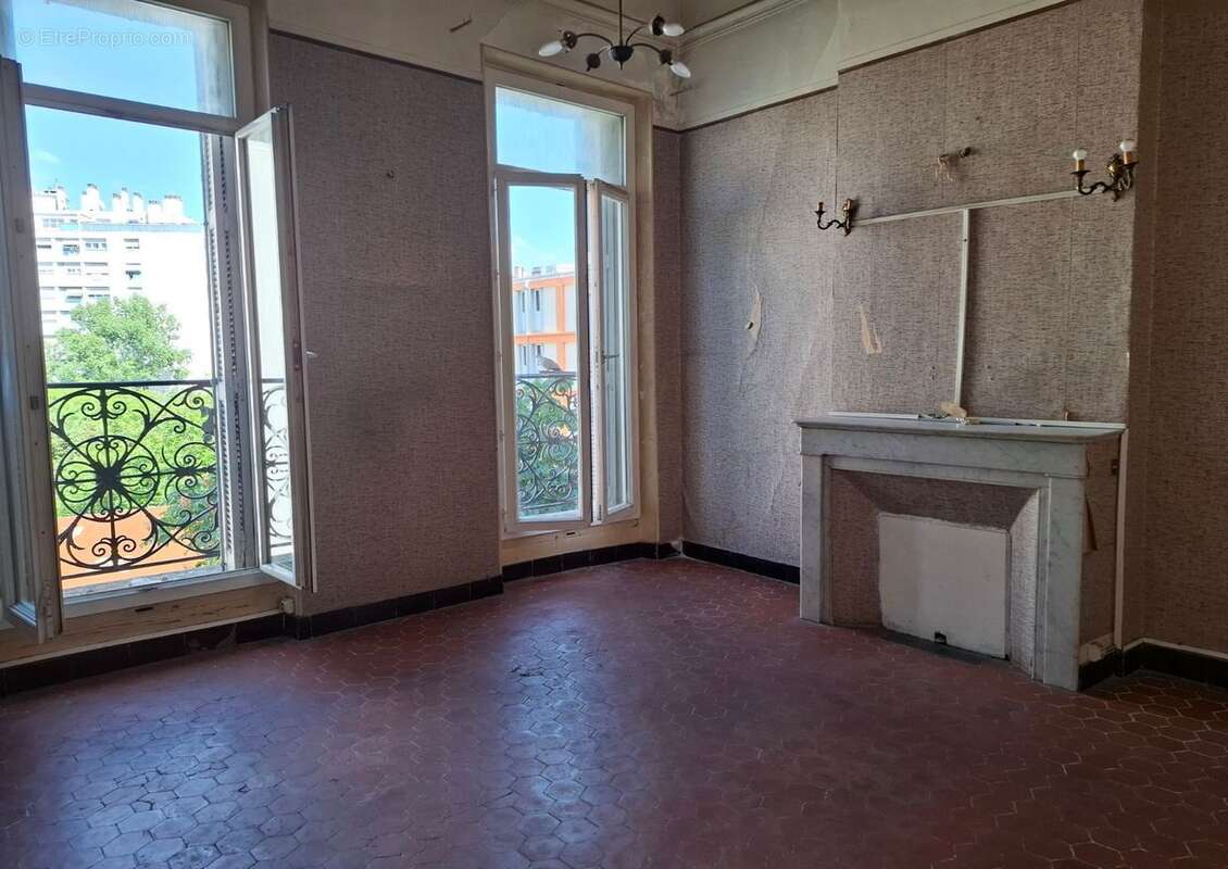 Appartement à MARSEILLE