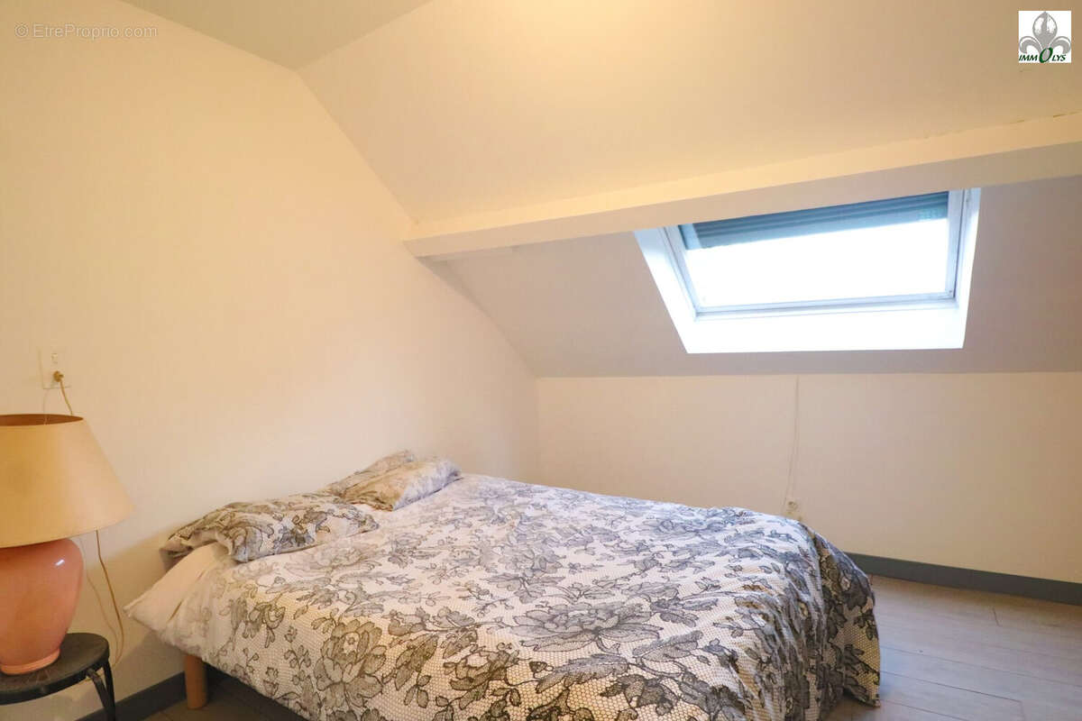 Maison 158 m² à La Villeneuve  - photo 2