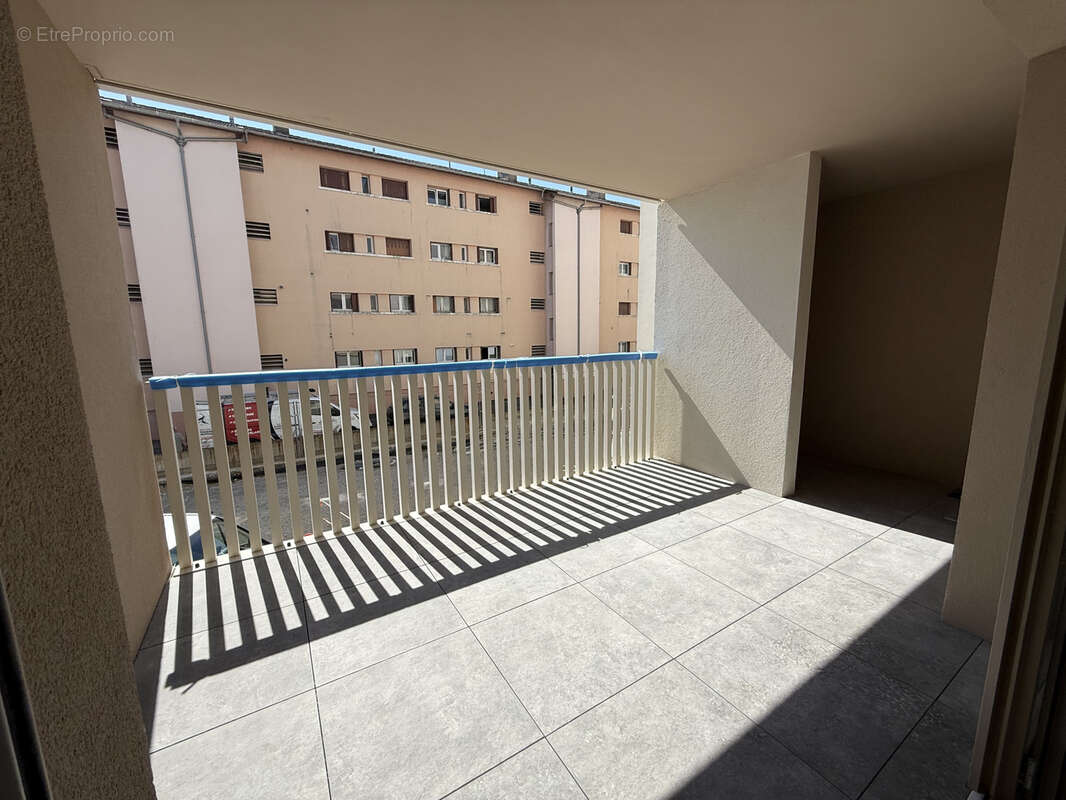 T4 - Passage de Flore - photo 2