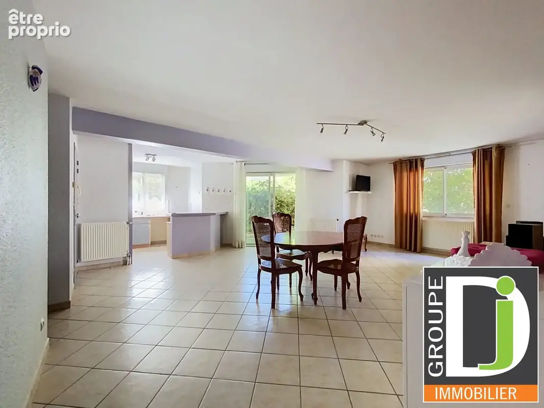 Appartement 4 pièces 81 m² à vendre à Etoile-Sur-Rhone (26800) - photo 2