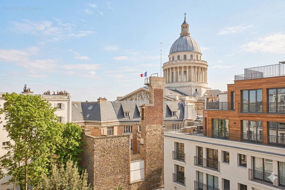 Appartement à PARIS-5E
