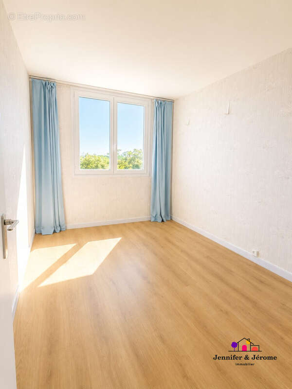 Appartement à EPINAY-SUR-SEINE