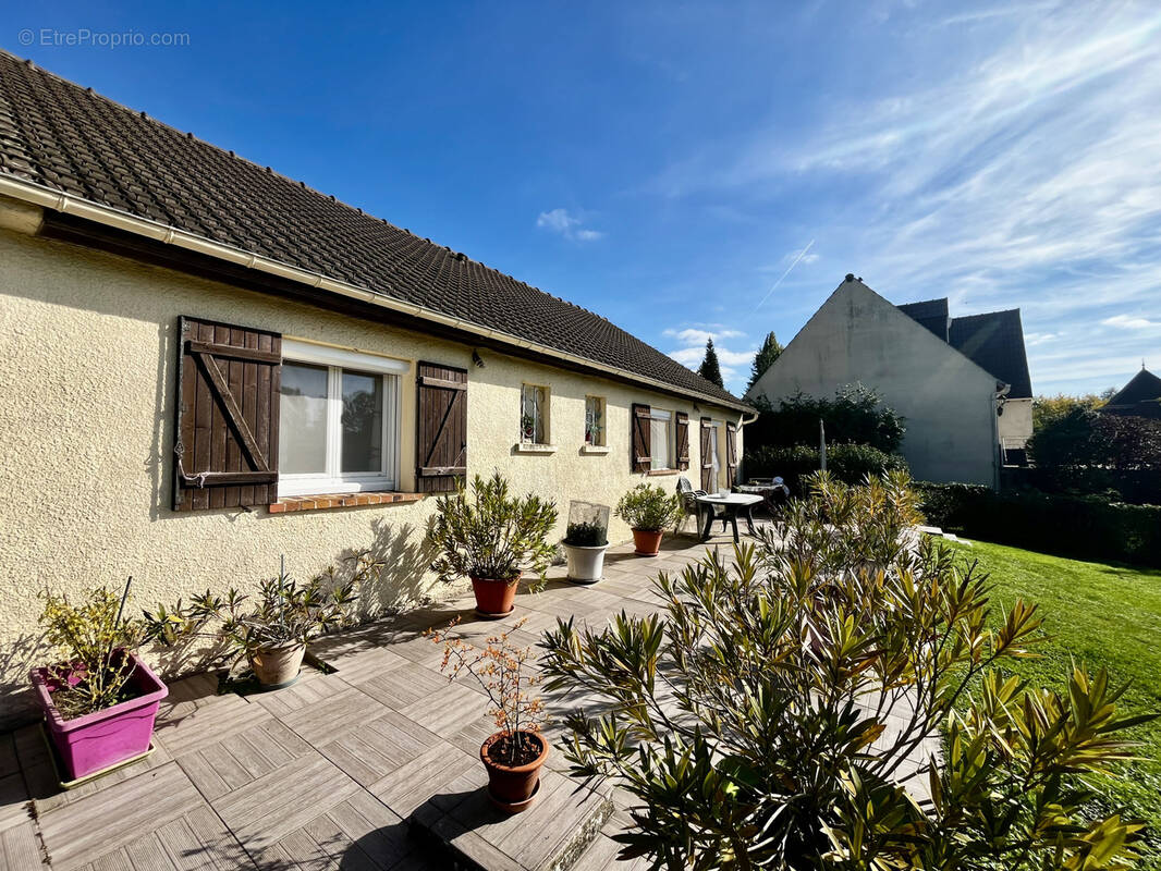 Maison à COULOMMIERS