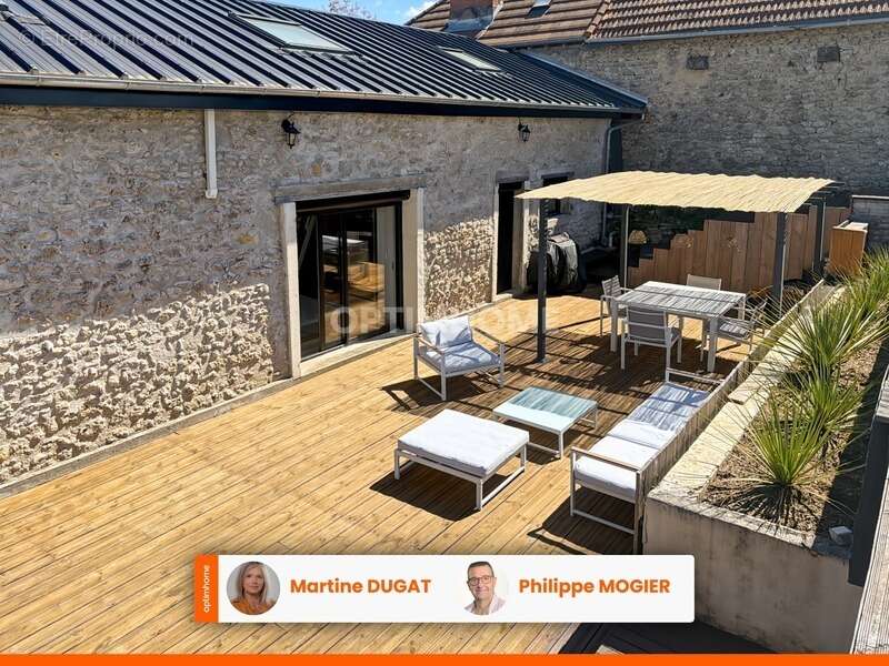 Ancienne maison en pierre entièrement rénovée qui conjugue authenticité et prestations contemporaines avec piscine - photo 10