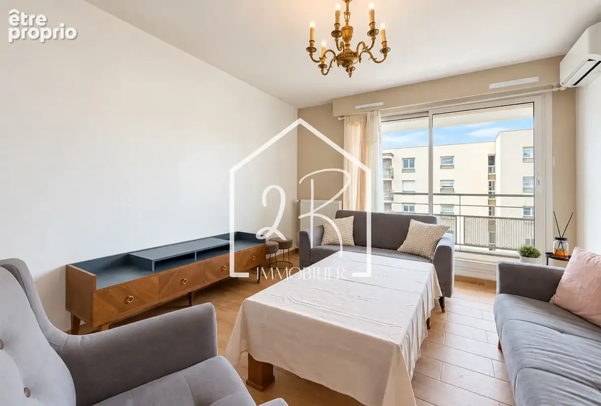 Appartement T4 - 79 m2 - Parking - Cave - photo 1
