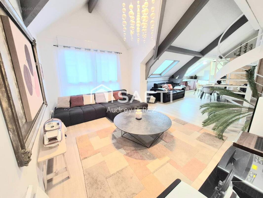 Photo 1 - Appartement à PONTAULT-COMBAULT