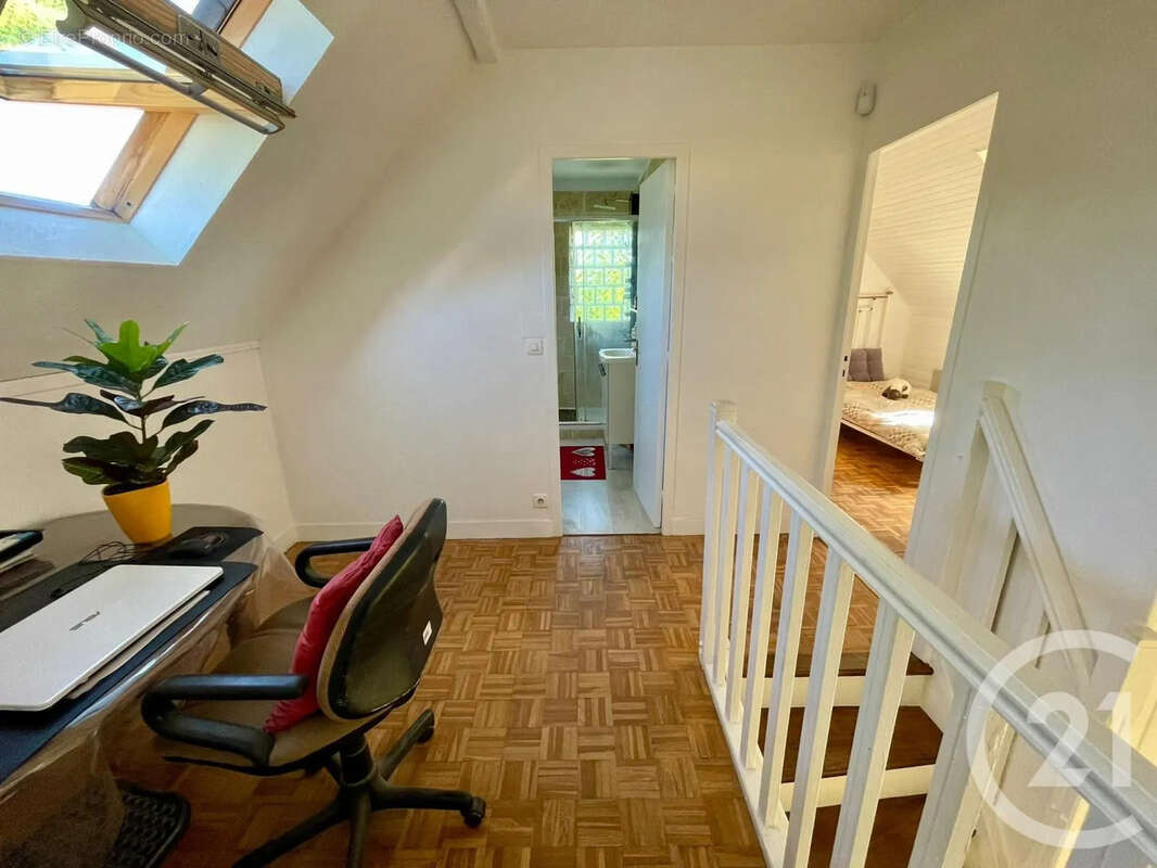 Maison 100 m² à Ermenonville  - photo 8