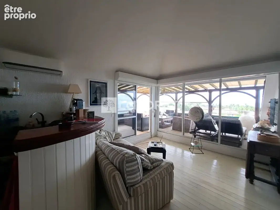 Appartement  F5 Le Gosier 97.46m² habitables divisé en 2 logements - photo 5
