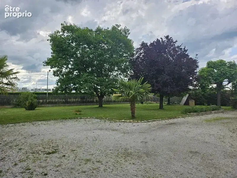 Maison 147 m² à Montrond-Les-Bains  - photo 3