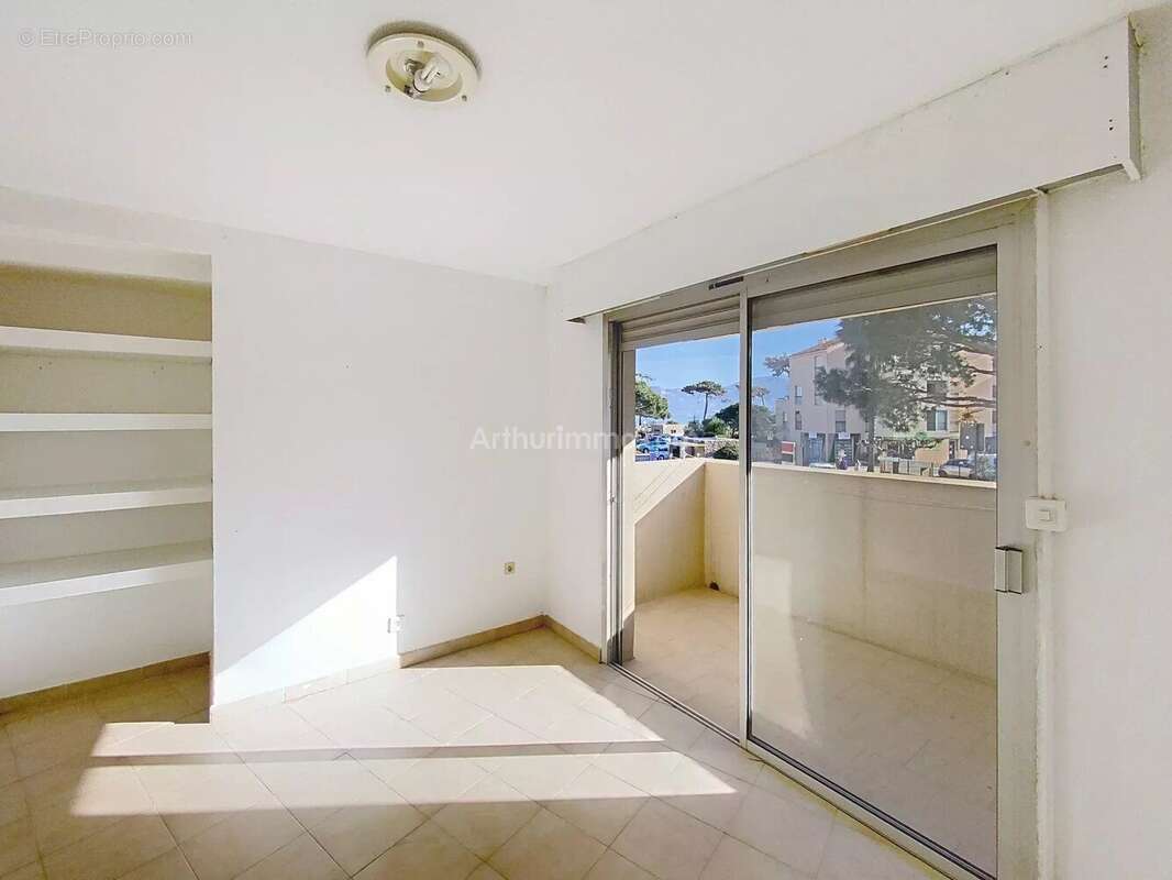 Appartement à CALVI