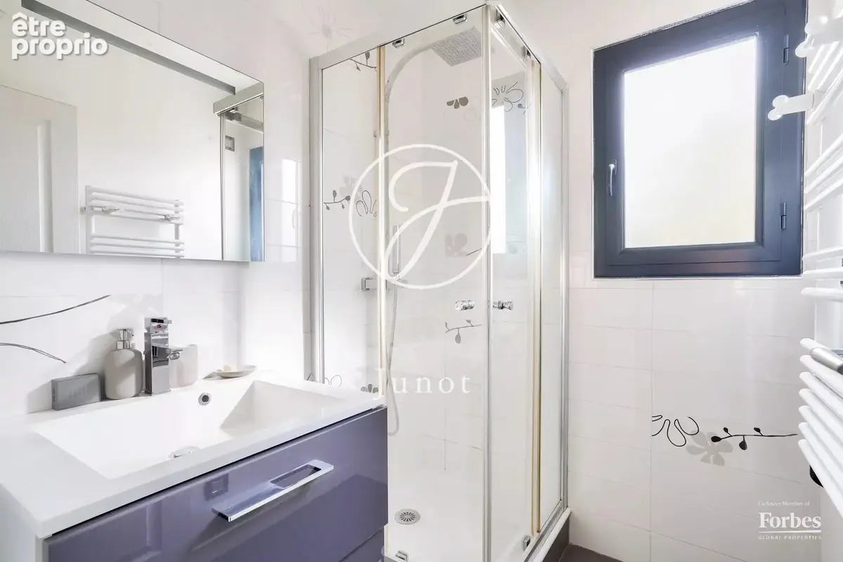 Chatou - EUROPE LES MAROLLES - 4 chambres - 152 m² - Terrain: 425 m² - photo 12
