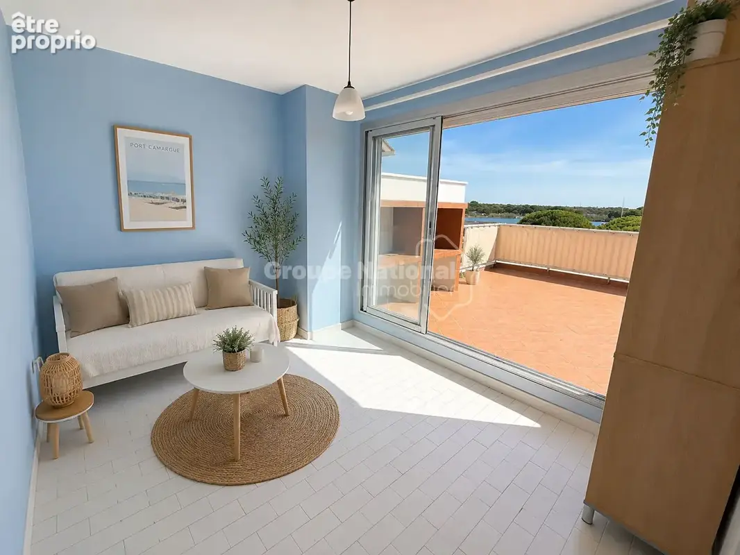 Port-Camargue Studio grande terrasse de 24m² proche plage et commerces + parking et cellier - photo 3