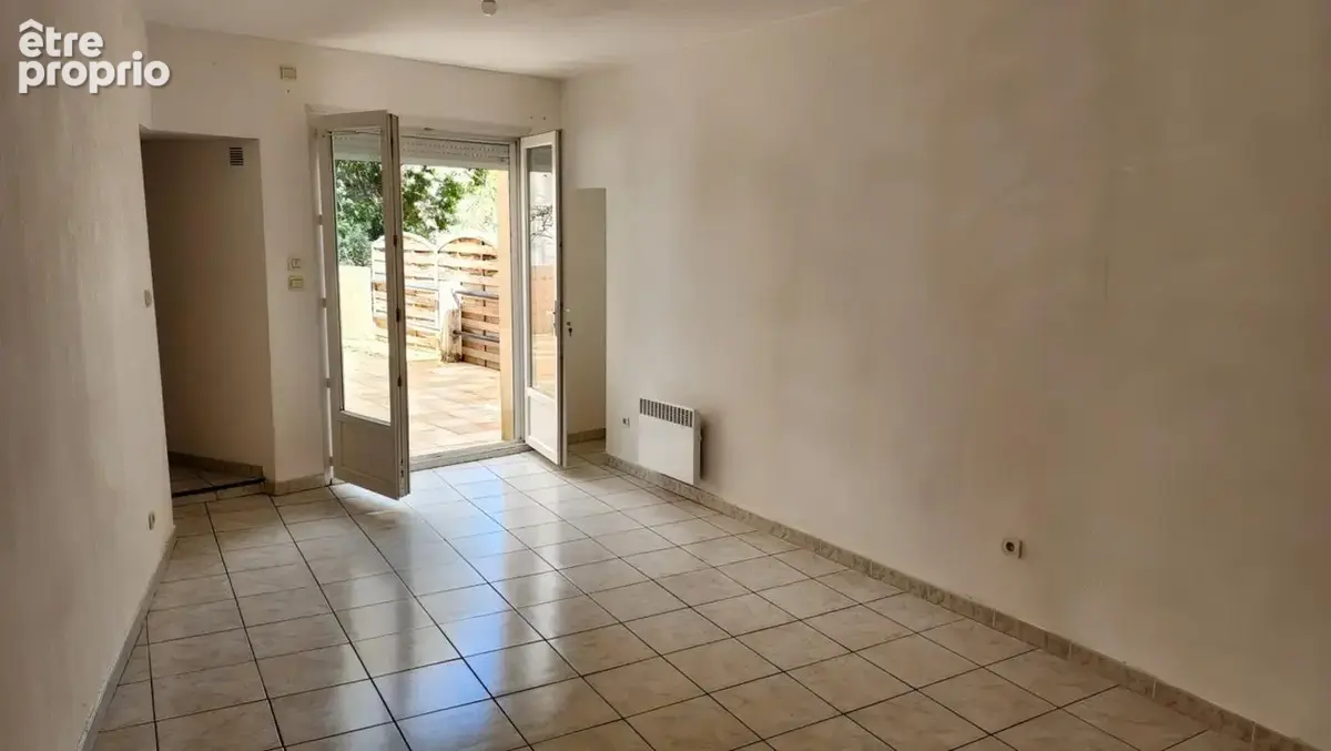 Appartement 42m² à vendre 3 pièces LODEVE (34) - photo 2