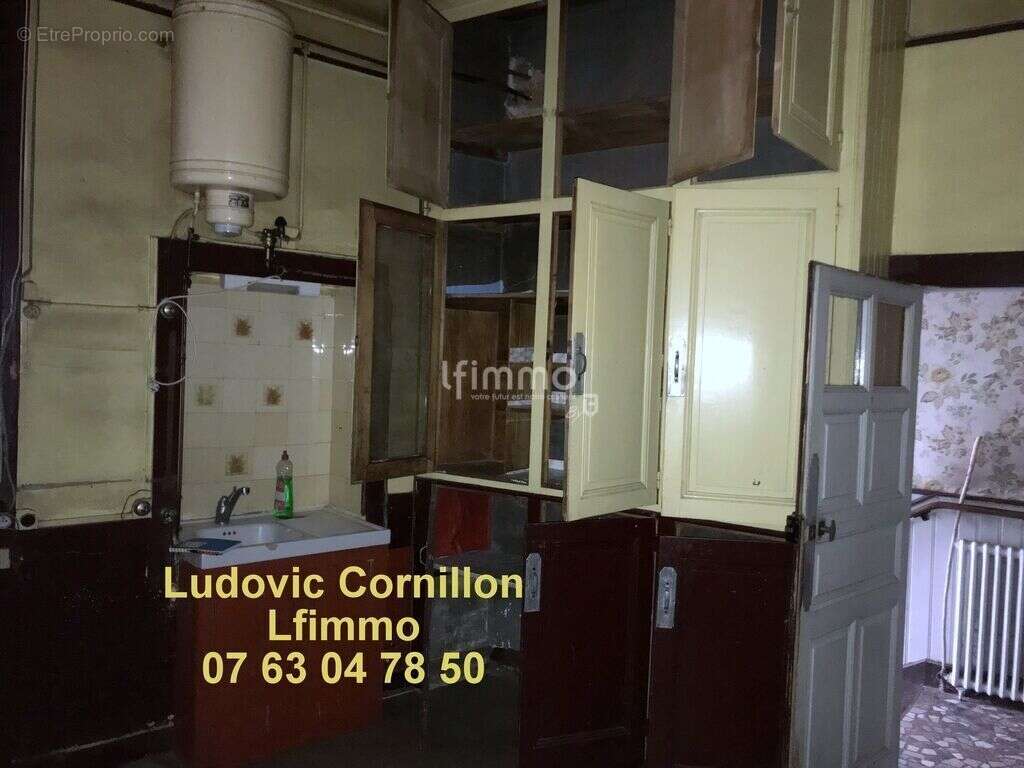 Maison à PIERRE-BUFFIERE