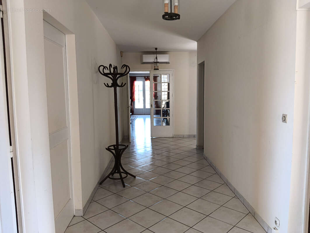 Secteur langon maison 4 chambres, garage, dependance, jardin. - photo 10