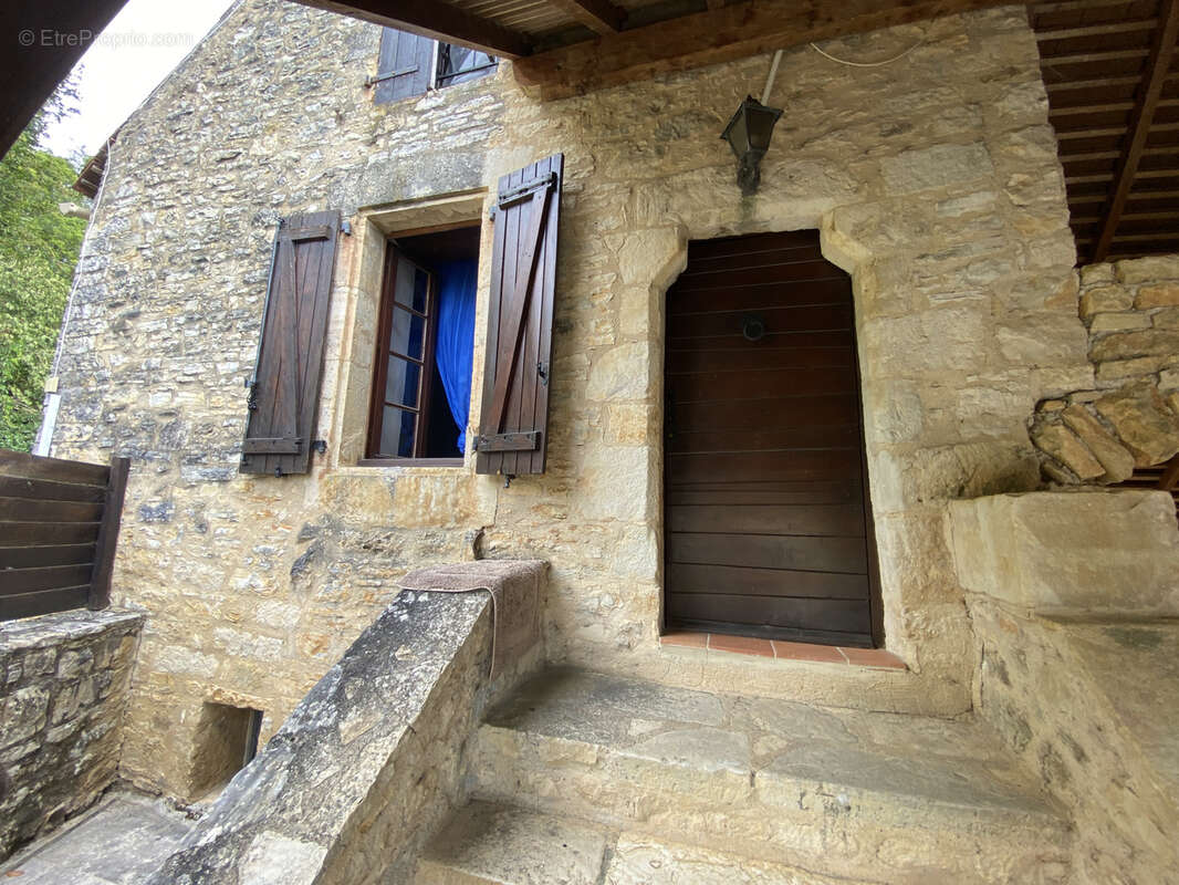 Maison à PONTCIRQ