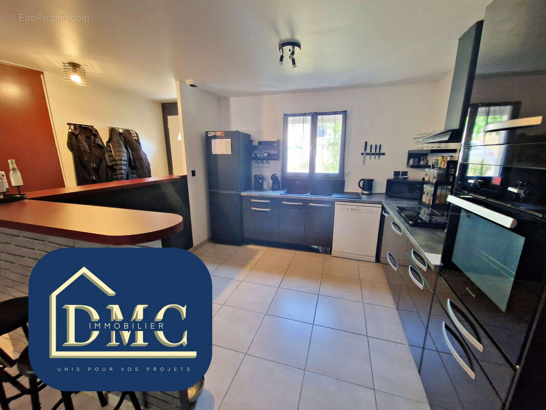 Maison T5 100m2 Cintegabelle - photo 7