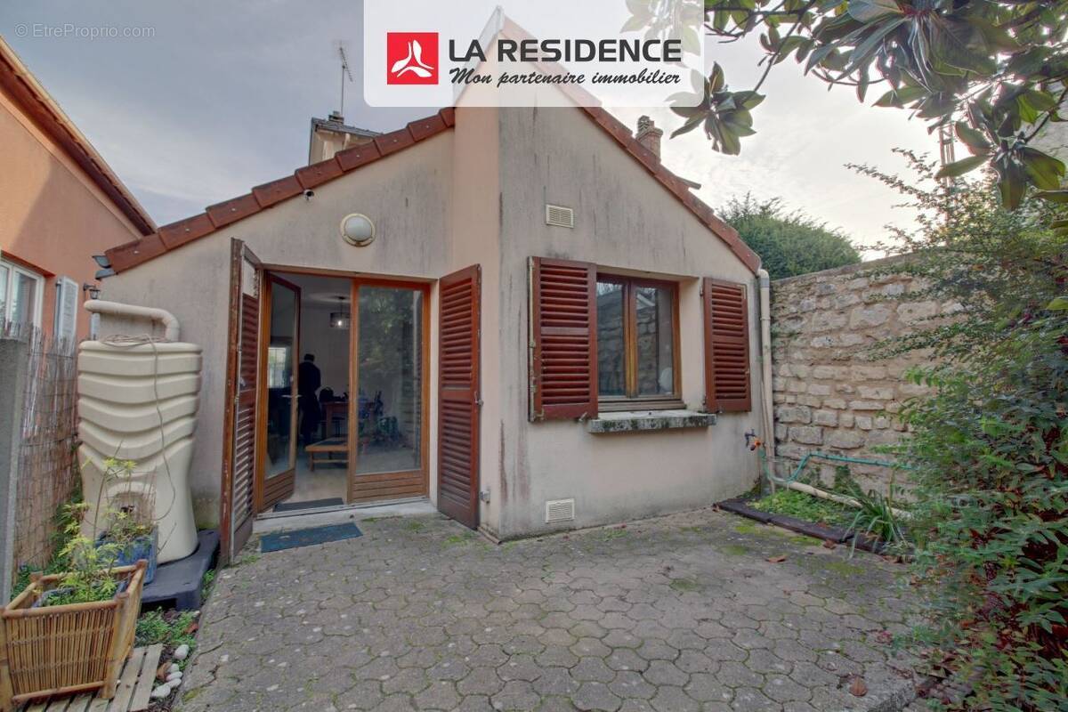 Maison à LES MUREAUX