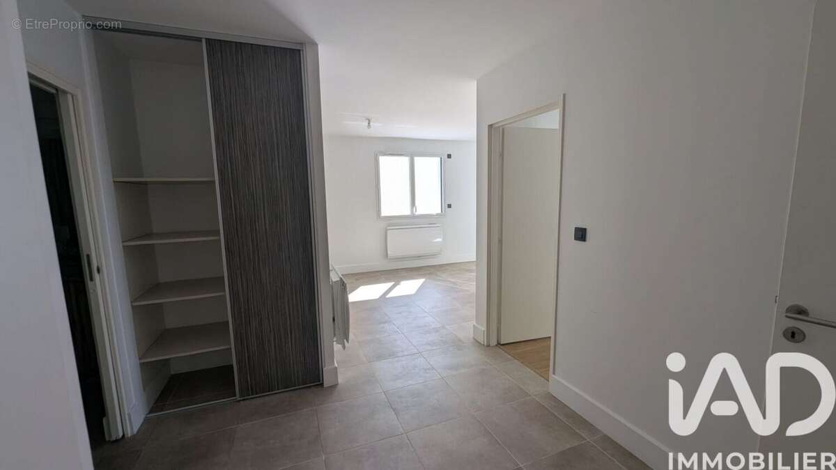 Photo 3 - Appartement à RUEIL-MALMAISON