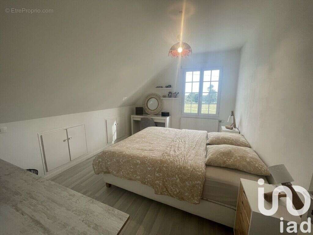 Photo 8 - Maison à SAINT-VRAN