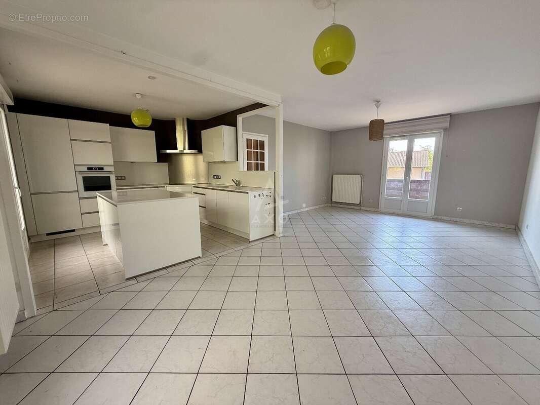 Exclusivité // maison individuelle // 122 m2 // 4 chambres // bureau avec accès indépendant // jardin // garage - photo 3