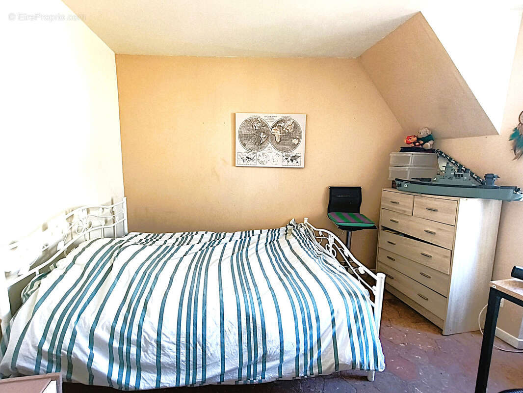 Maison à BOISVILLE-LA-SAINT-PERE