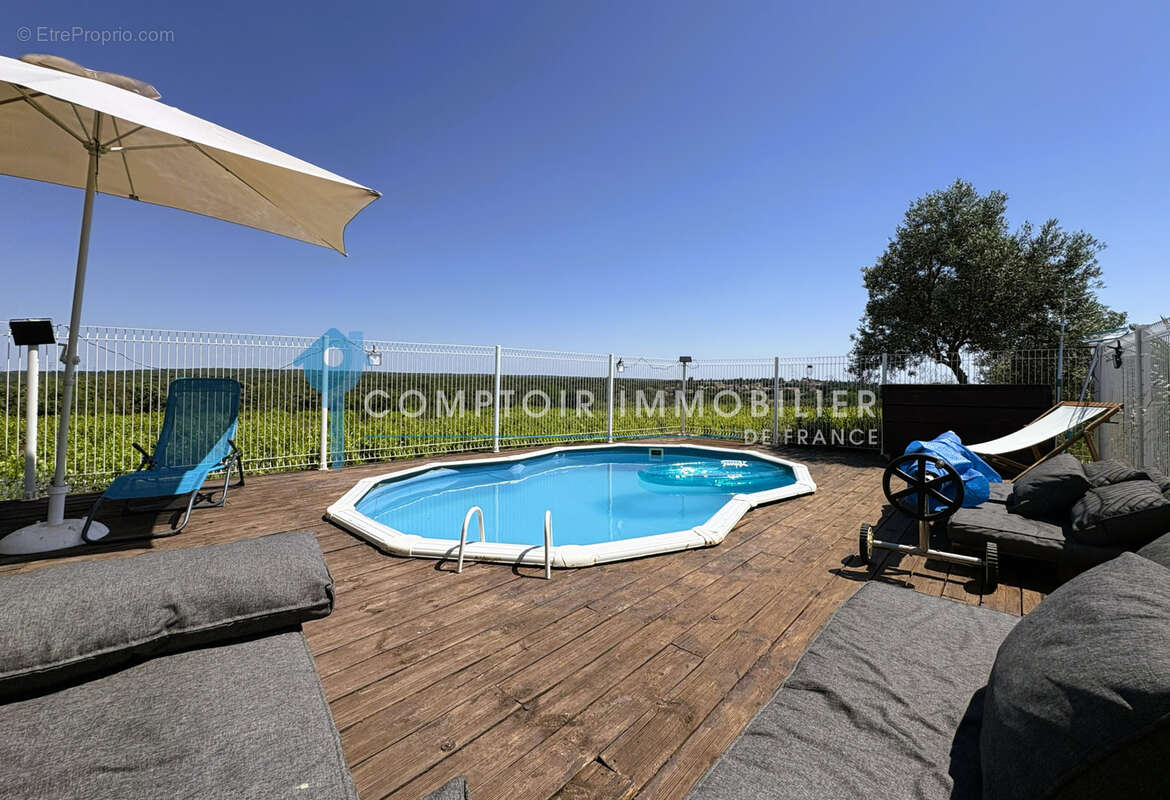 DEPT-30-A VENDRE-POUZILHAC Ensemble immobilier de 550m2 avec superficie habitable actuelle de 170m2 évolutive - photo 5