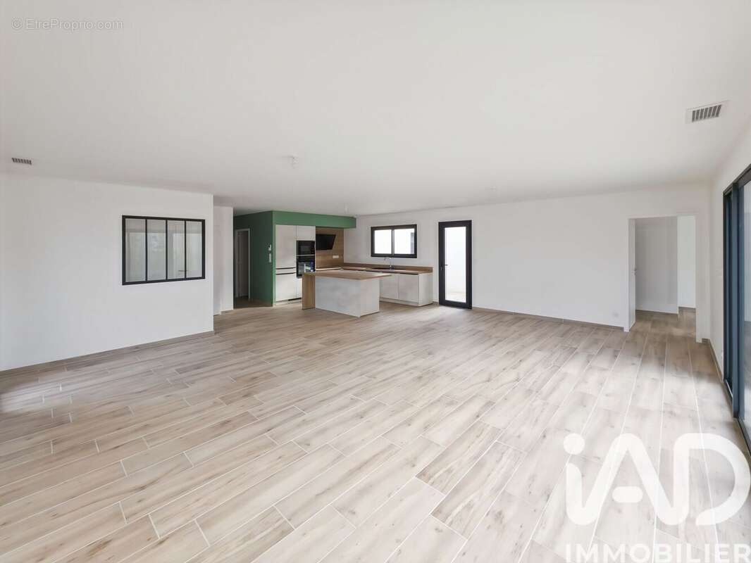 Maison 115 m² à Sauvian  - photo 6