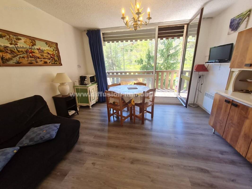 Appartement à SAINT-PONS
