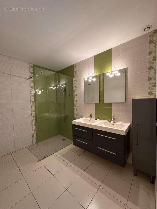 Maison de ville avec jardin vic -fezensac - photo 10